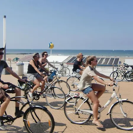 *xxxiv * * Oostende